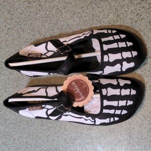 Skelly Maryjanes